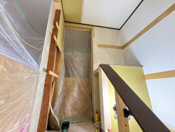 階段・手すり造作2