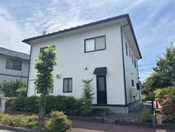 矢巾町 K様邸 外壁重ね張り工事で明るくすっきりとした外観へ